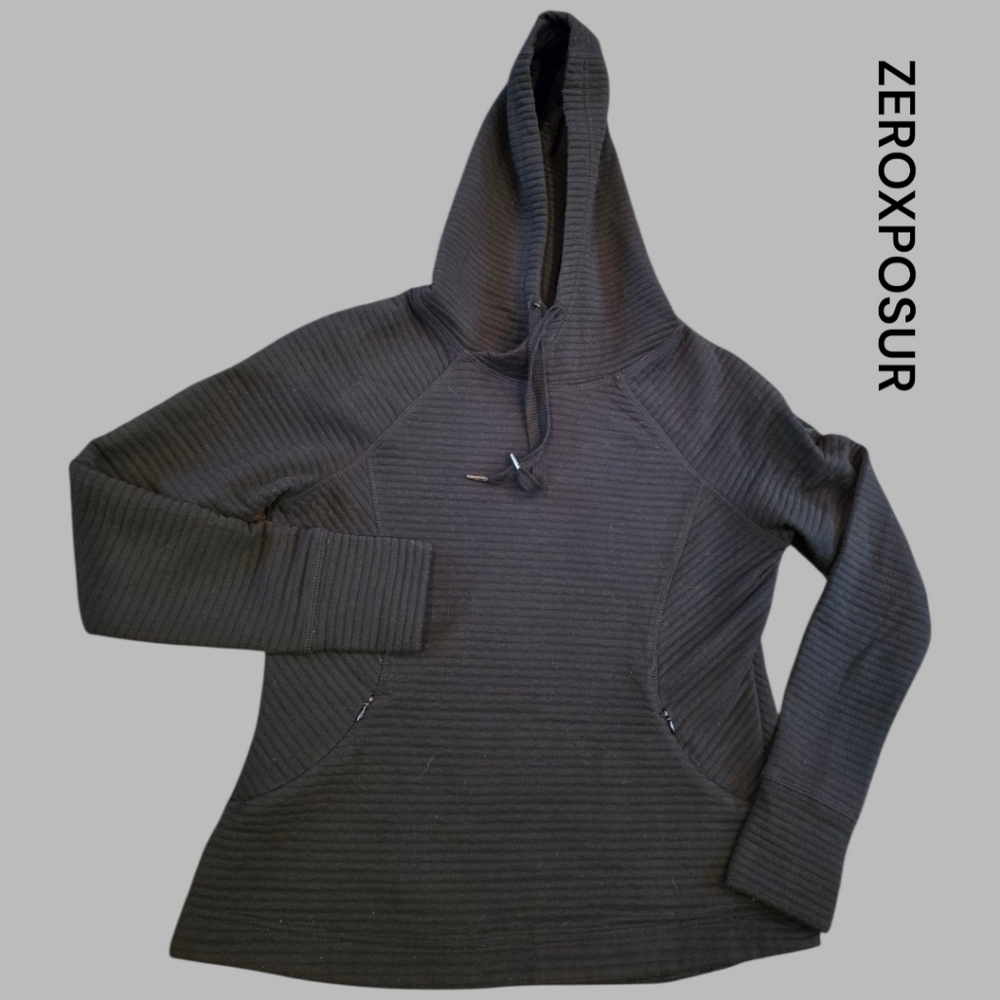 ZeroXposur Black Textured Hooded Pullover. Size Medium